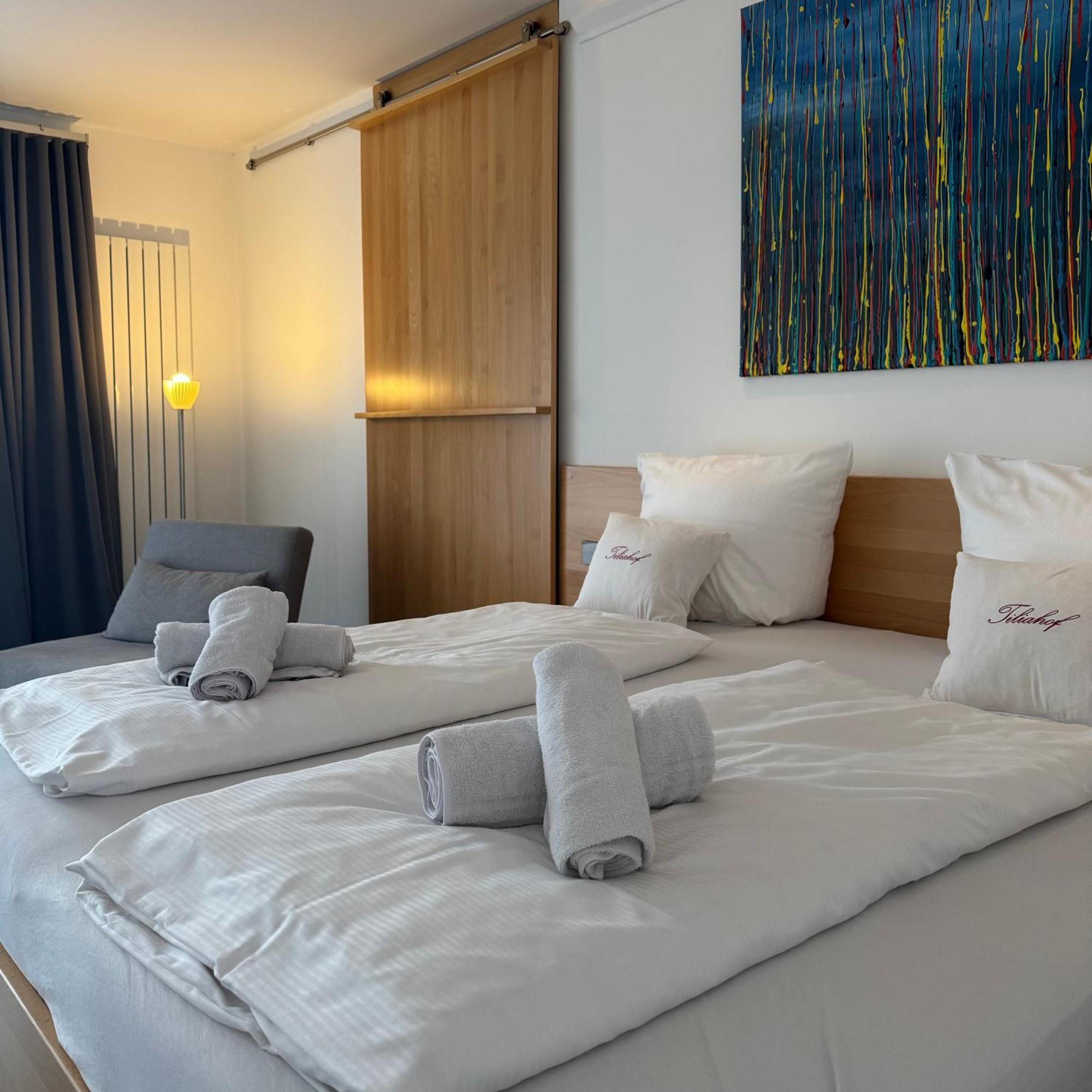 Weingut Tiliahof Bed & Breakfast Brauneberg Exterior photo
